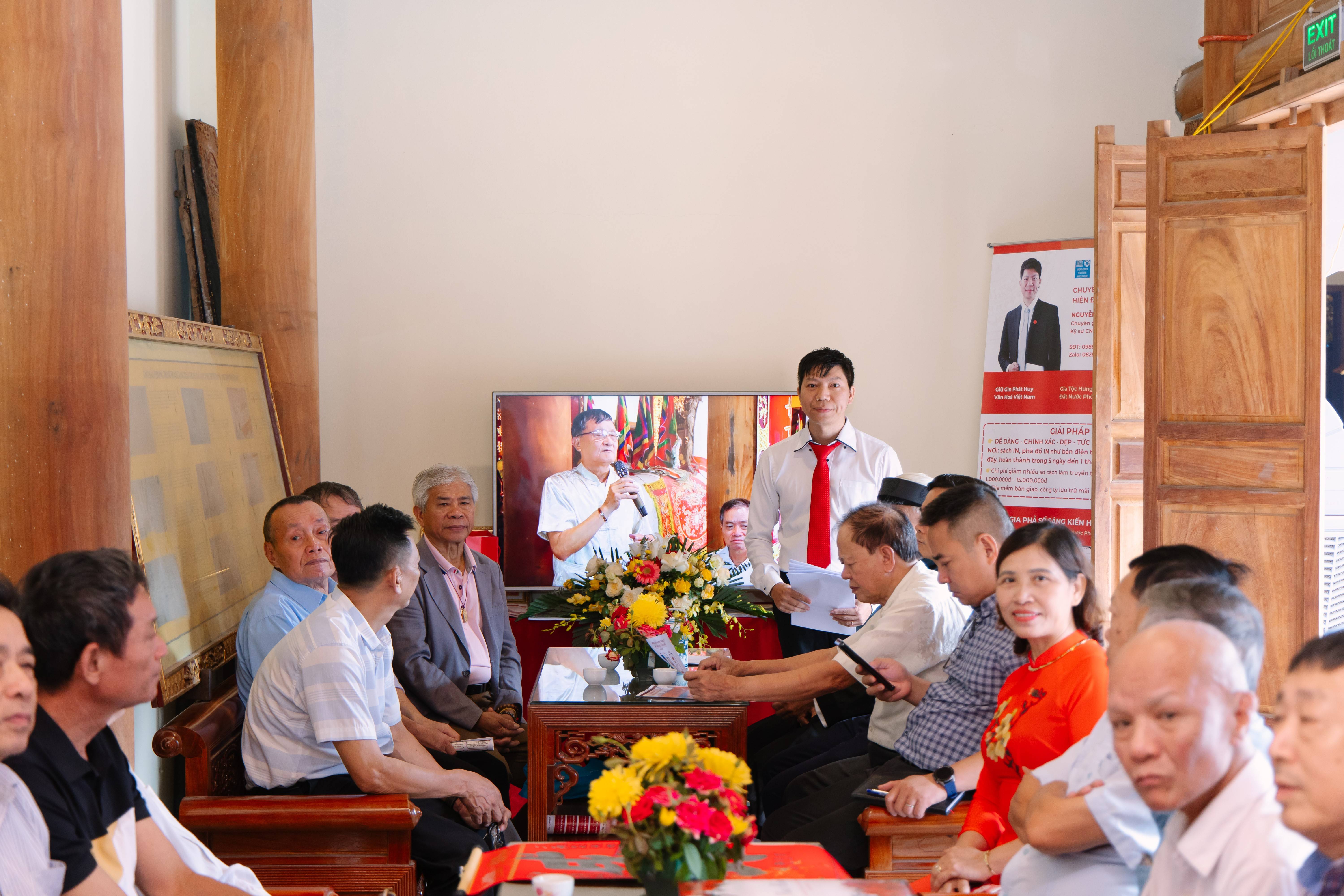 Đồng bộ hộ dân, hợp tác xã, doanh nghiệp trong số hóa di sản tại Xuân Trạch, Hà Nội