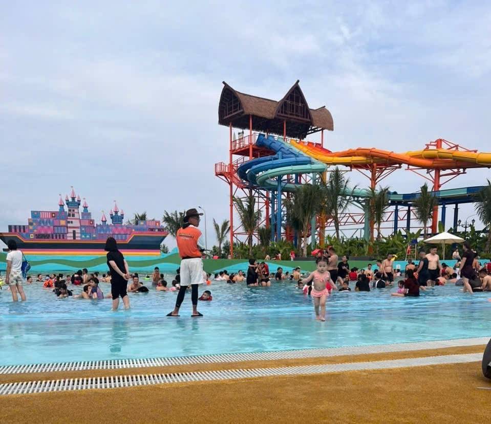 Tại Vin Wonder Vũ Yên