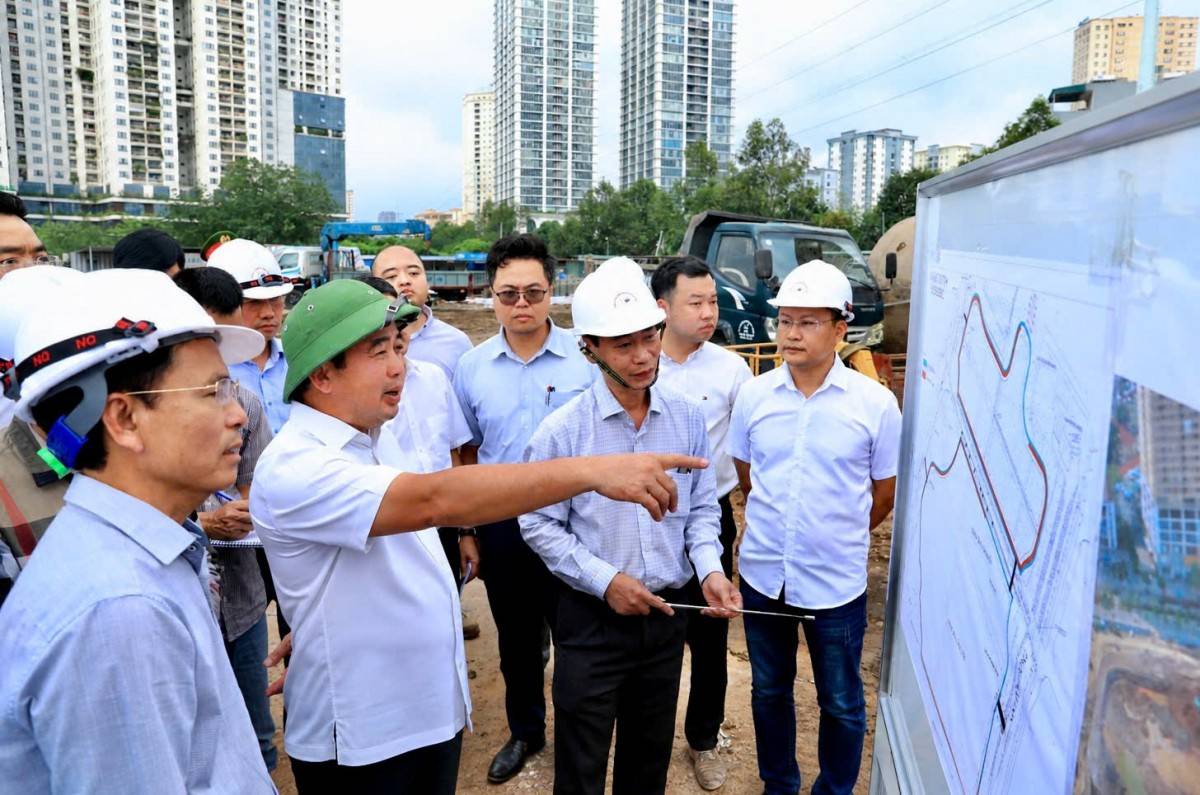 Bí thư Thành ủy Hà Nội yêu cầu hoàn thành loạt dự án trước mốc 30/6