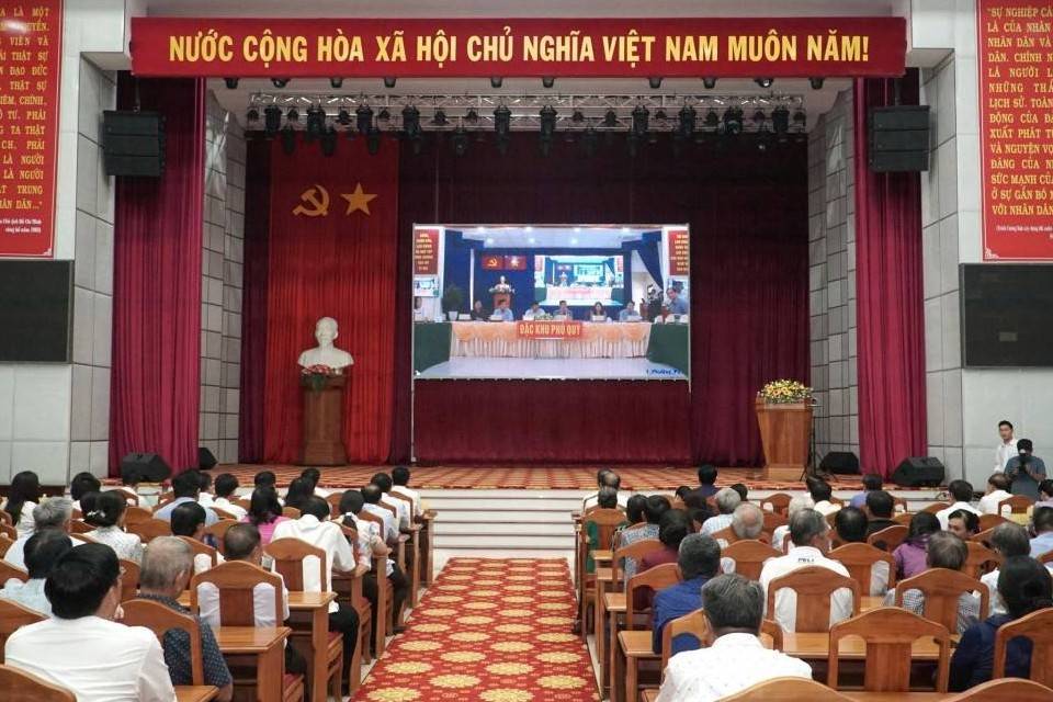 Đoàn đại biểu Quốc hội tỉnh Lâm Đồng tiếp xúc cử tri sau kỳ họp thứ nhất, Quốc hội khóa XVI
