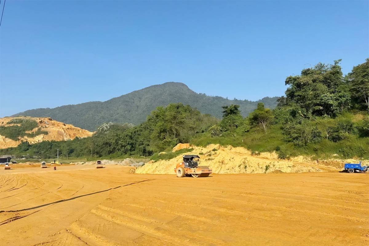 Gỡ “điểm nghẽn” GPMB tuyến liên kết vùng Hòa Bình – Mộc Châu