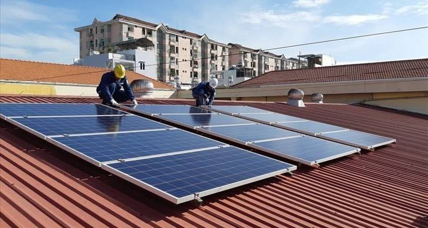 Hà Tĩnh thúc đẩy điện mặt trời mái nhà, hướng tới đạt 50% công sở vào năm 2030