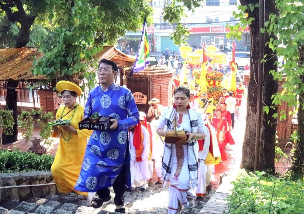 Lễ hội Tháp Bà Ponagar tôn vinh giá trị văn hóa, lịch sử kiến trúc Chăm Pa