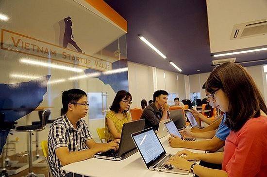 Doanh nghiệp quay lại thị trường: Niềm tin đang phục hồi hay áp lực mưu sinh đang tăng?