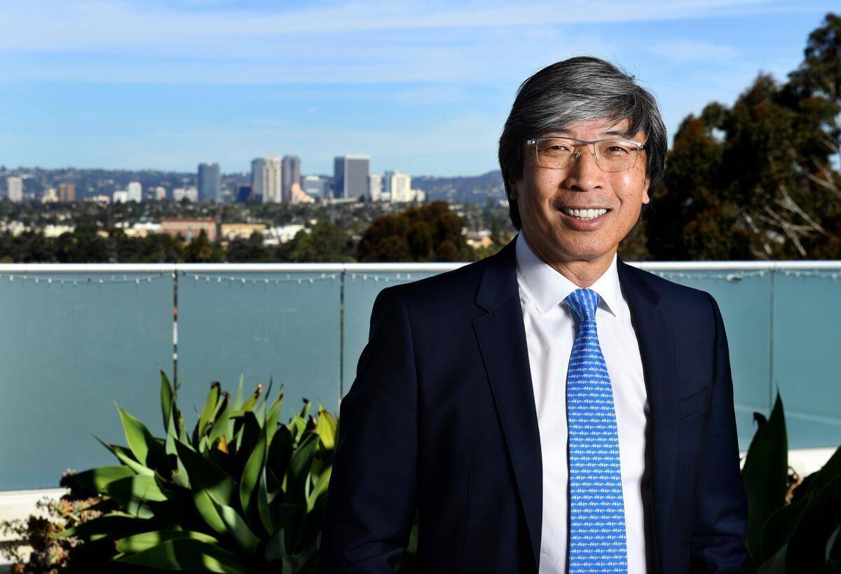 Patrick Soon-Shiong: Vị bác sĩ tỷ phú không chấp nhận ung thư là dấu chấm hết