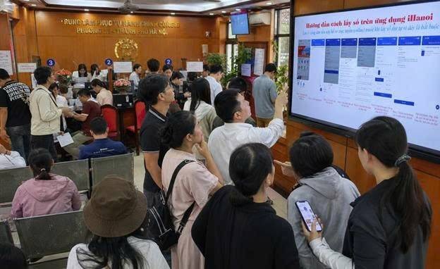 Chuyển đổi số thủ tục hành chính: Khi ứng dụng đi trước, trải nghiệm còn ở phía sau