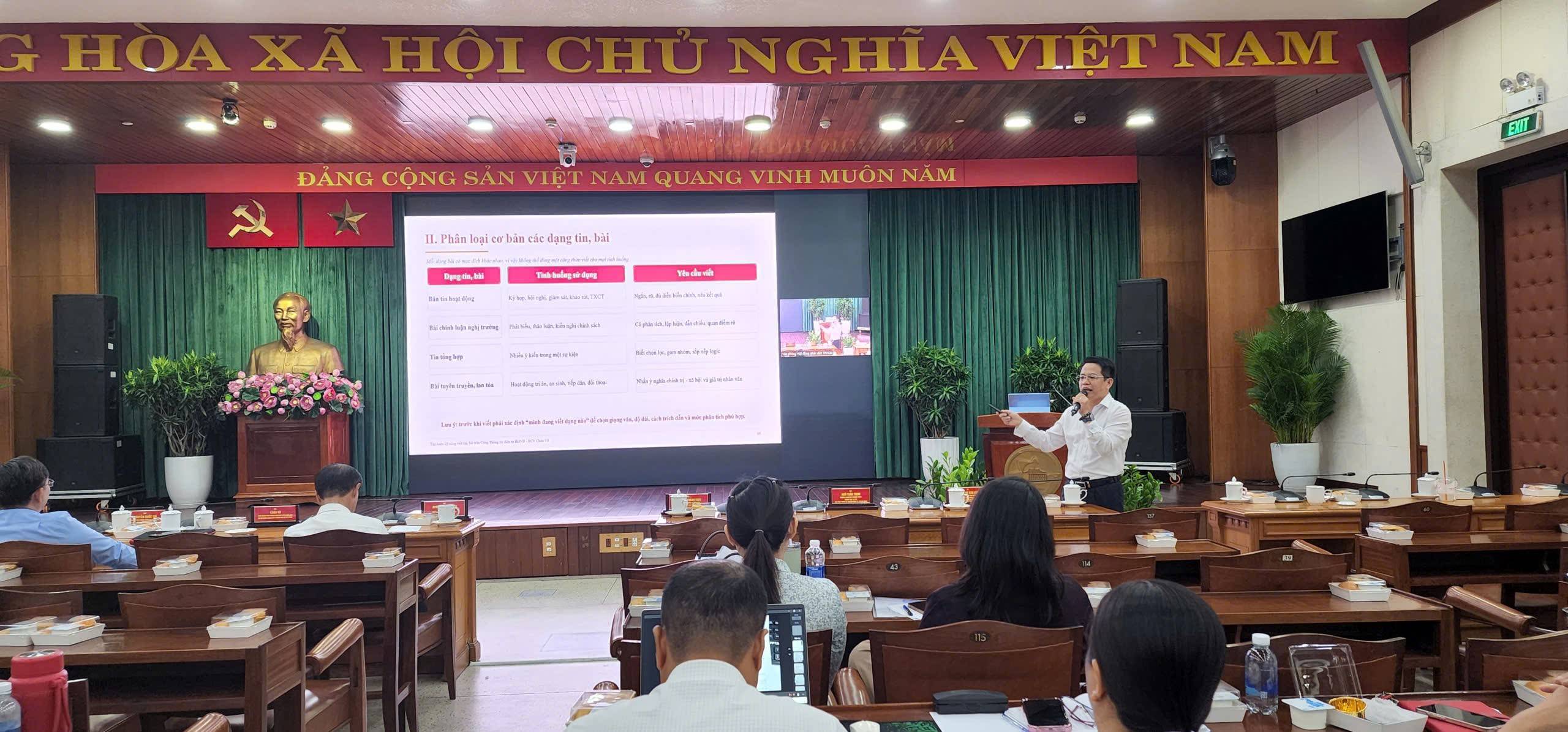 Thành phố Hồ Chí Minh nâng cao năng lực truyền thông số cho đội ngũ cơ sở