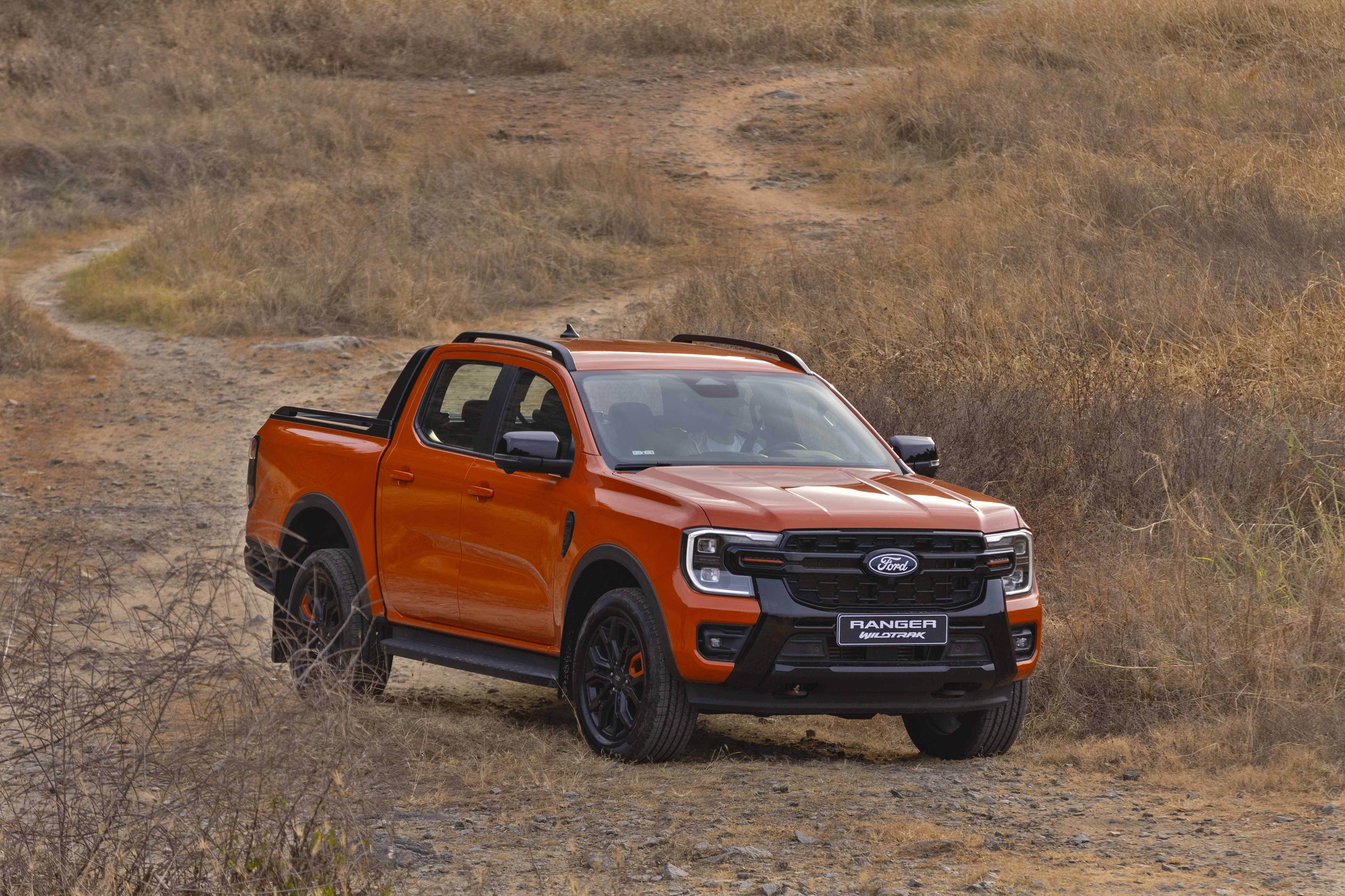 Ford Việt Nam tung loạt Ranger, Everest mới, bổ sung động cơ V6 và công nghệ cao cấp