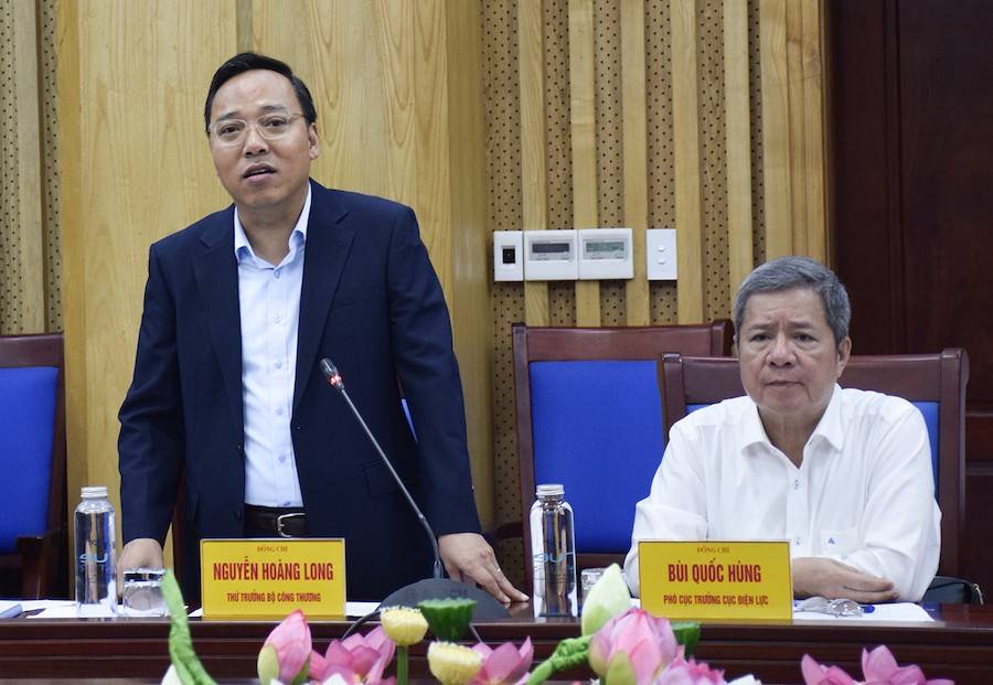 Trưởng đoàn công tác của Bộ Công thương – Thứ trưởng Nguyễn Hoàng Long phát biểu tại buổi làm việc 