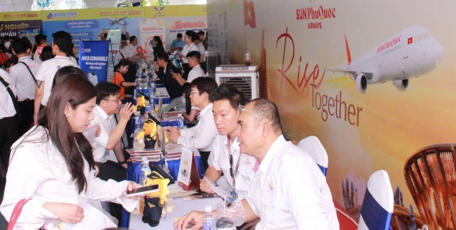 Gần 180 doanh nghiệp “săn” nhân lực tại HUTECH JOB FAIR 2026 , mở gần 6.700 cơ hội việc làm cho sinh viên