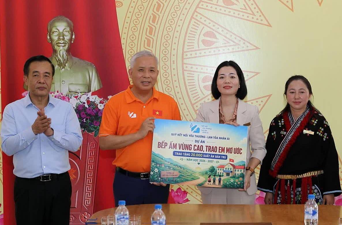 Thanh Hóa: Quỹ Kết nối yêu thương - Lan tỏa nhân ái tiếp sức học sinh vùng cao biên giới