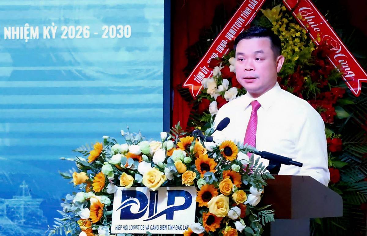 Ông Đỗ Hữu Huy - Ủy viên dự khuyết Trung ương Đảng, Chủ tịch UBND tỉnh Đắk Lắk phát biểu tại đại hội.