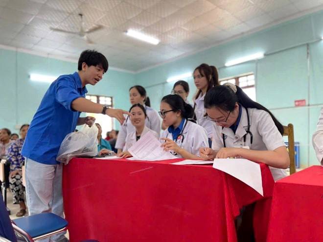 Toàn dân được khám sức khỏe định kỳ, khám sàng lọc miễn phí từ 2026