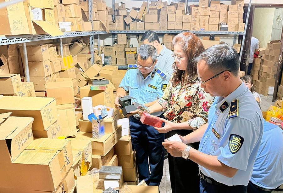 Xử lý gần 44.000 vụ buôn lậu, hàng giả 4 tháng đầu năm 2026