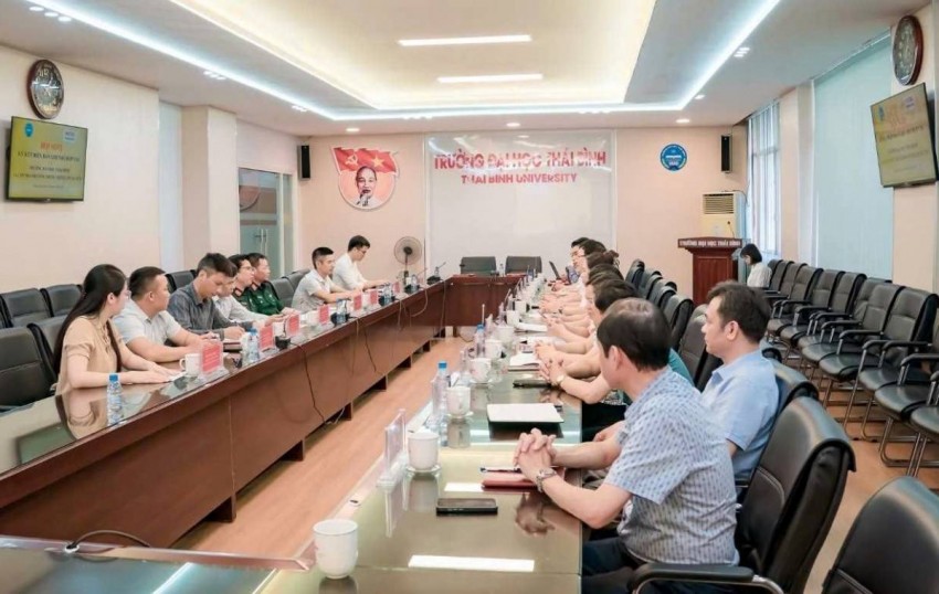 Trường ĐH Thái Bình và Tập đoàn Viettel  thống nhất nội dung phối hợp trước ngày hội