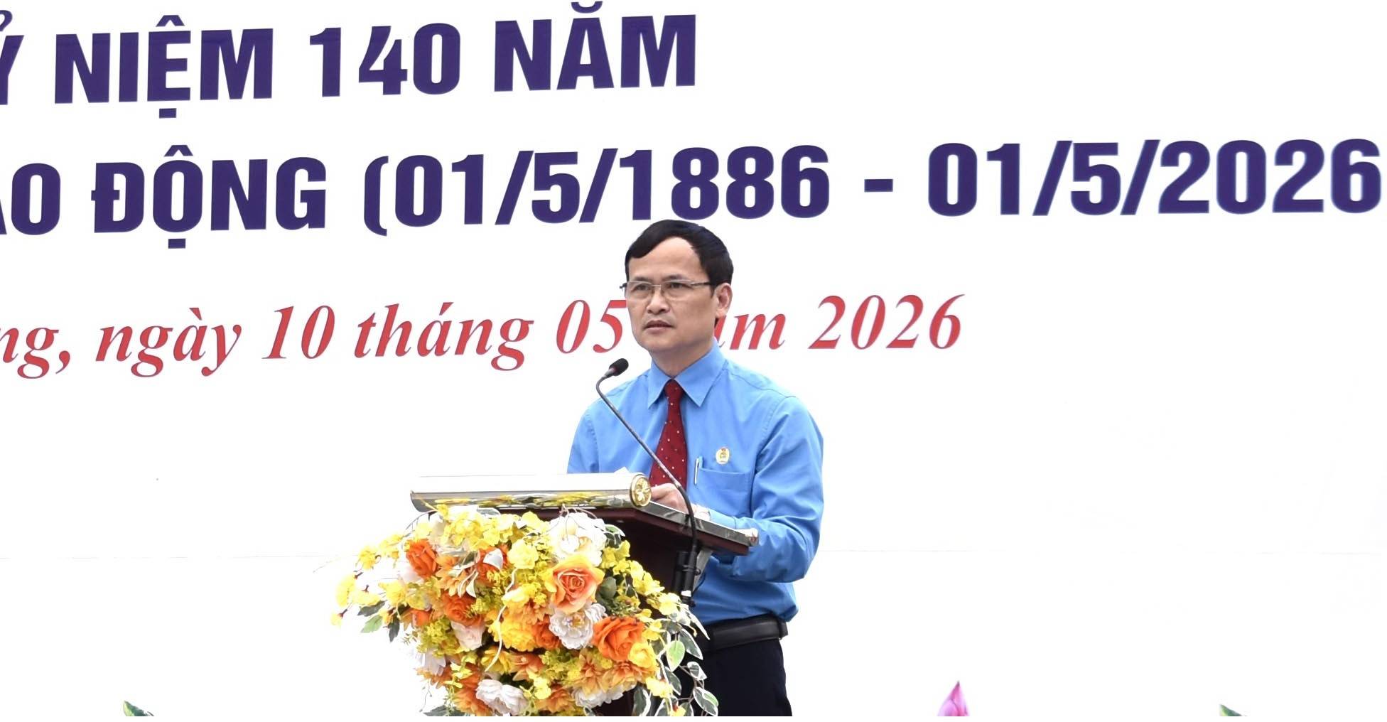 Triệu Tài Phong, Ủy viên BCH Đảng bộ tỉnh, Phó Chủ tịch Ủy ban MTTQ tỉnh, Chủ tịch LĐLĐ tỉnh phát biểu tại buổi lễ.