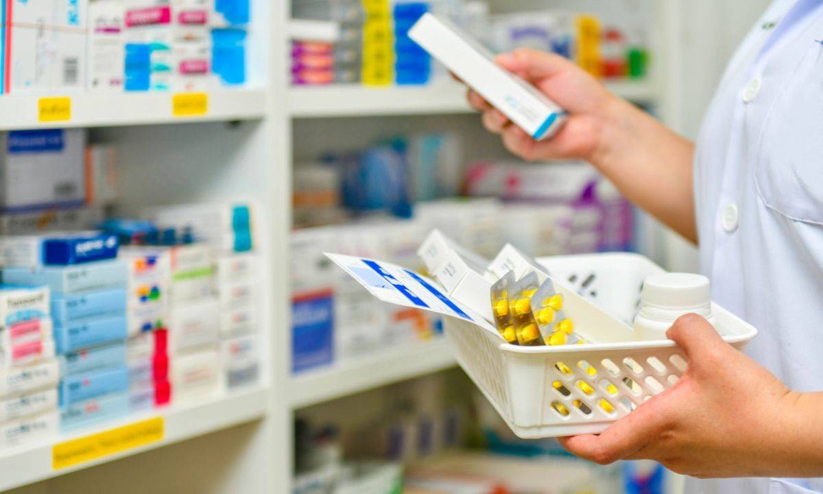 Từ 15/5, bán thuốc kê đơn không có toa có thể bị phạt tới 20 triệu đồng