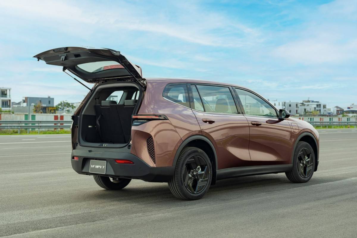 Thử thách VinFast VF MPV 7 qua chuyến xuyên Việt, chủ xe càng tin tưởng vào quyết định “đổi xăng lấy điện”