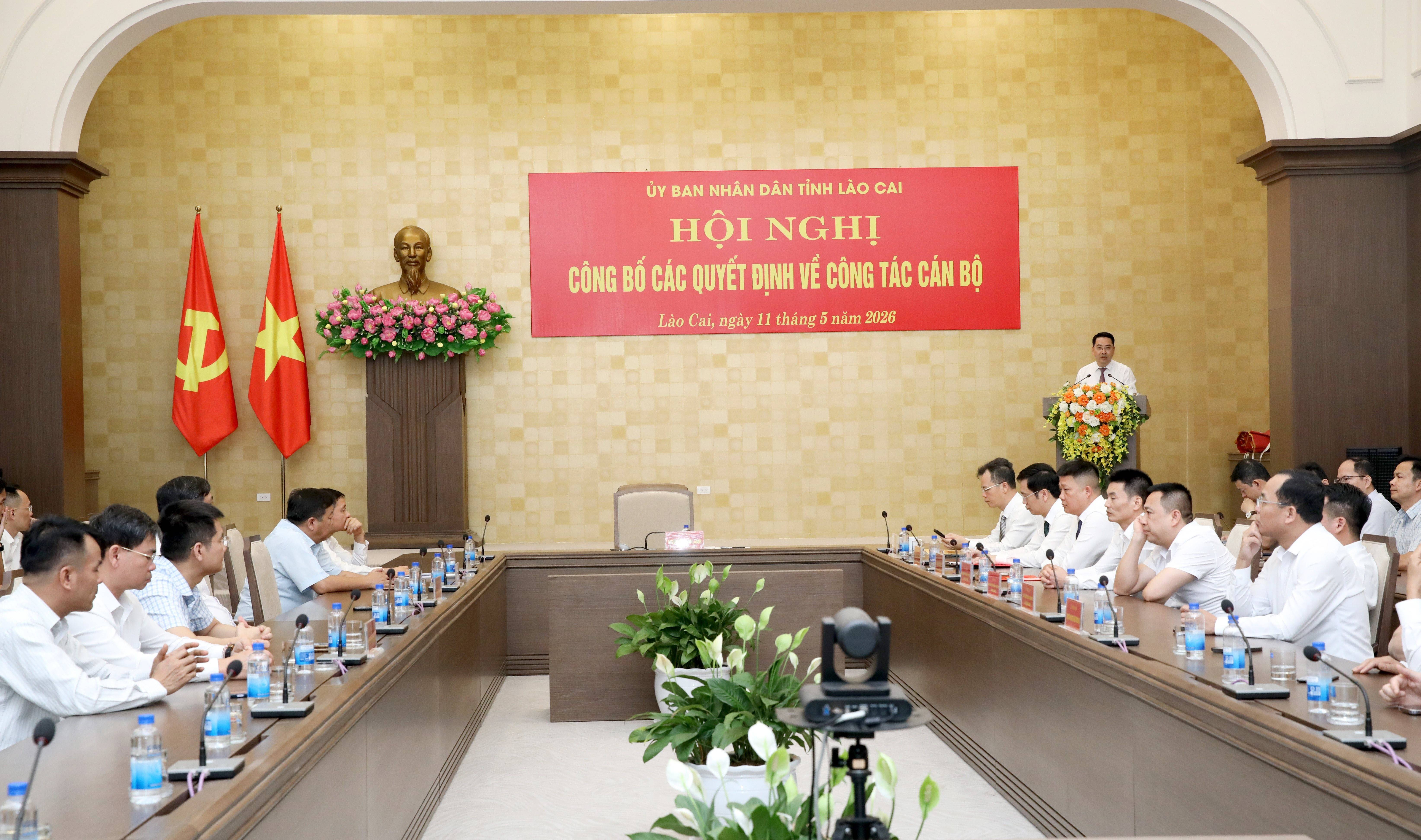 Từ tinh gọn bộ máy đến tăng tốc đầu tư: Lào Cai trao trọng trách cho cán bộ mới