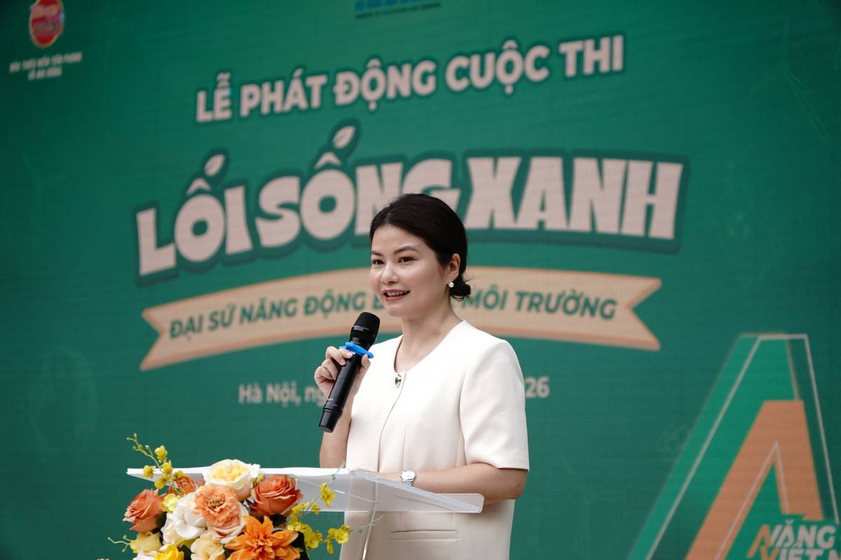 Bà Lê Thị Hoài Thương, đại diện Công ty TNHH Nestlé Việt Nam bày tỏ những giá trị và thói quen tốt được hình thành từ khi còn đi học sẽ theo các em suốt hành trình trưởng thành