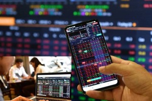 VN-Index mất ngưỡng 1.900 điểm, cổ phiếu bất động sản trở thành tâm điểm áp lực bán
