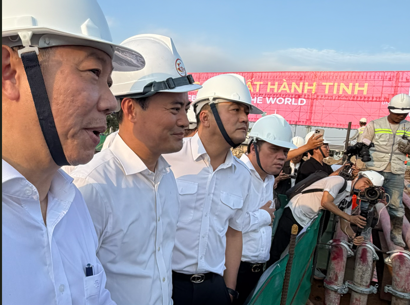 TP.HCM tăng tốc dự án cầu đi bộ qua sông Sài Gòn trước dịp 2/9