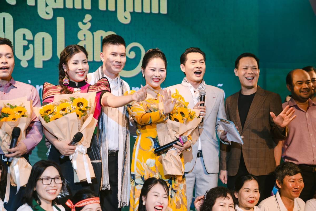 Ca sĩ, giảng viên Như Hải Yến: 