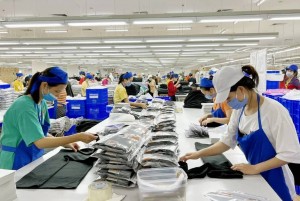 Đơn hàng trở lại, doanh nghiệp ráo riết tuyển lao động