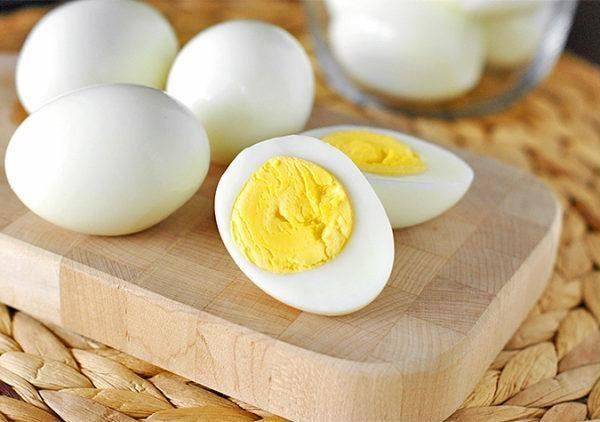 Vì sao trứng vẫn xuất hiện trong thực đơn lành mạnh dù chứa cholesterol?