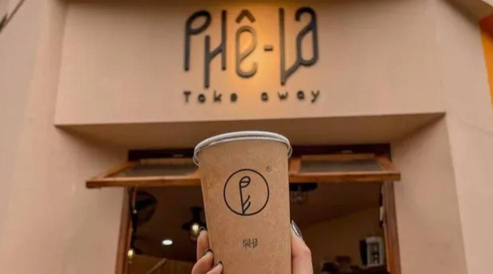 Một cửa hàng đồ uống Phê La bị xử phạt vì vi phạm an toàn vệ sinh thực phẩm