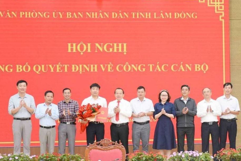 Kiện toàn nhân sự Trung tâm Phục vụ hành chính công Lâm Đồng đẩy mạnh chuyển đổi số và hỗ trợ doanh nghiệp