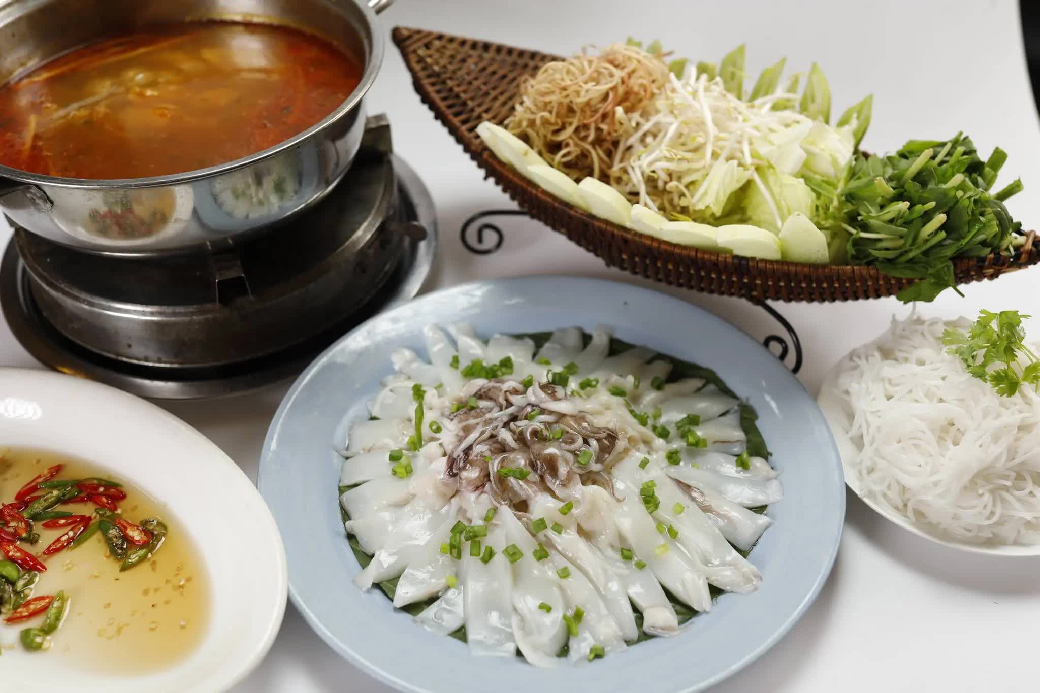 Ẩm thực Khánh Hòa, nâng tầm các món ăn ven biển đặc trưng thúc đẩy du khách lựa chọn điểm đến