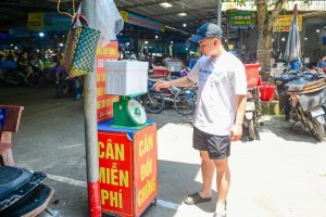 Thanh Hóa: Lắp cân đối chứng tại các điểm bán hải sản của Sầm Sơn – khách hàng yên tâm, tiểu thương đồng thuận