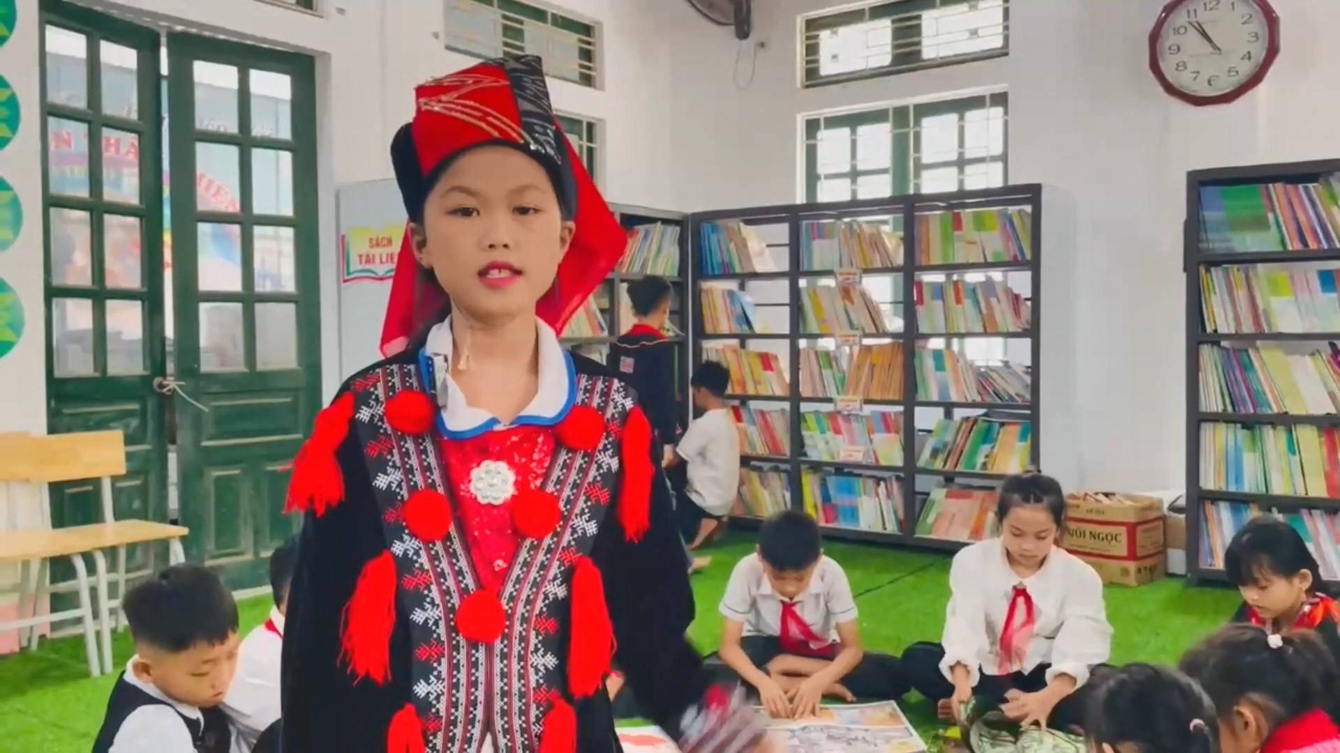 Lan tỏa văn hóa đọc ở Mỏ Vàng: Những “đại sứ sách” nhỏ tuổi nơi vùng cao Lào Cai