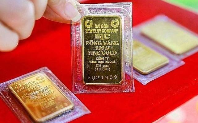 SJC nắm hơn 2.000 tỷ đồng hàng tồn kho giữa cơn sốt vàng