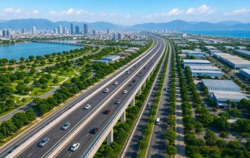 Sau sáp nhập, Đà Nẵng định hình lại không gian phát triển về phía Nam, trong đó trục cao tốc đô thị nối trung tâm thành phố với sân bay Chu Lai được xem là hạ tầng chiến lược.