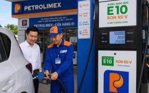 Từ ngày 20/5: Petrolimex dừng bán xăng RON 95, đồng loạt chuyển sang xăng sinh học E10