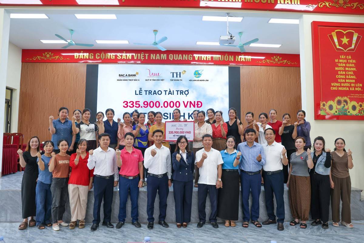 Quỹ Vì Tầm Vóc Việt hỗ trợ vốn vay sinh kế cho phụ nữ có hoàn cảnh khó khăn tại Nghệ An