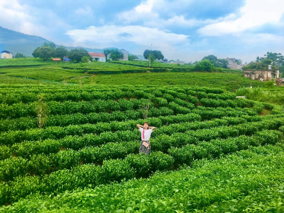 Đại tướng Nguyễn Trọng Nghĩa thăm, tặng quà Trung tâm trẻ khuyết tật Thái Nguyên