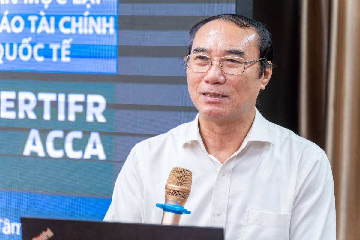 TS. Nguyễn Văn Phụng – nguyên Vụ trưởng Vụ Quản lý thuế doanh nghiệp lớn (Tổng cục Thuế)