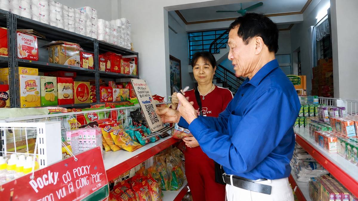 Hộ kinh doanh lo áp lực thuế sau mốc 1 tỷ đồng, tính chuyển sang mô hình doanh nghiệp một người