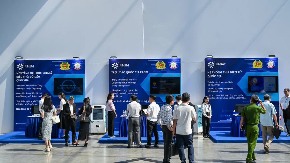 Chính phủ thúc tiến độ xây dựng cơ sở dữ liệu quốc gia, yêu cầu hoàn thành kết nối trong tháng 9/2026