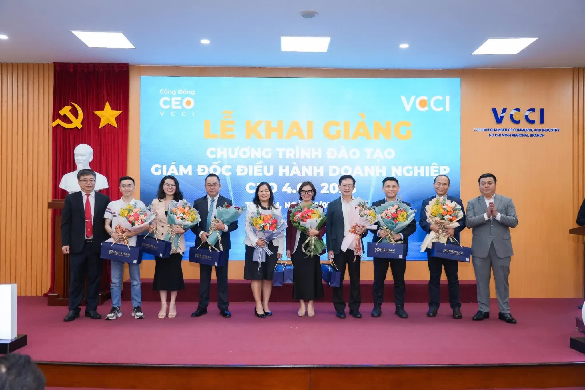 VCCI-HCM cấp học bổng toàn phần khóa đào tạo CEO 4.0