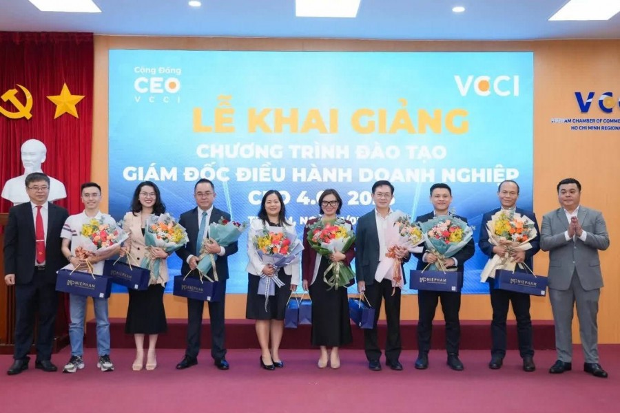 VCCI-HCM cấp học bổng toàn phần khóa đào tạo CEO 4.0