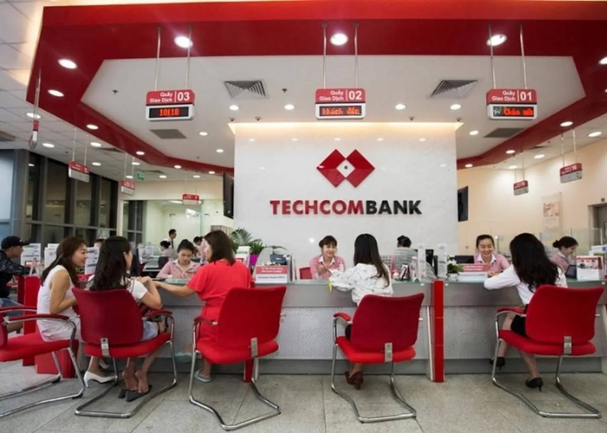 Techcombank chi gần 5.000 tỷ trả cổ tức, tăng vốn mạnh năm 2026