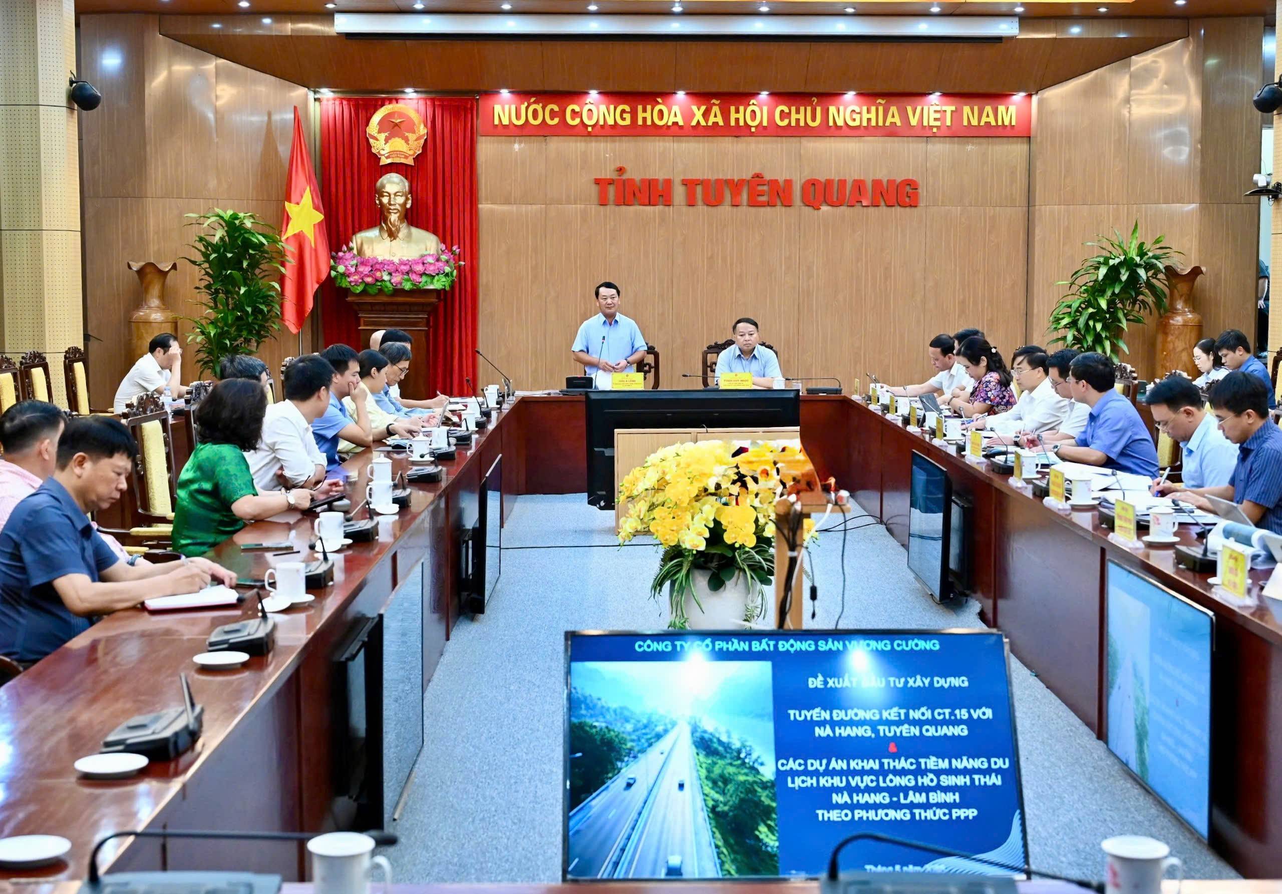 Quang cảnh hội nghị