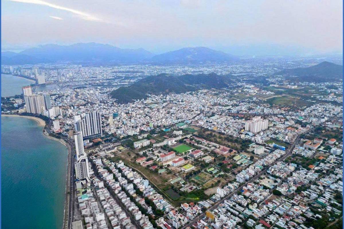 Khánh Hòa đẩy mạnh phân quyền lập quy hoạch đô thị và nông thôn đến năm 2028