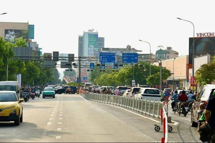 TP. Hồ Chí Minh chính thức vận hành “đường 3 chiều” đầu tiên trên trục đường Cộng Hòa
