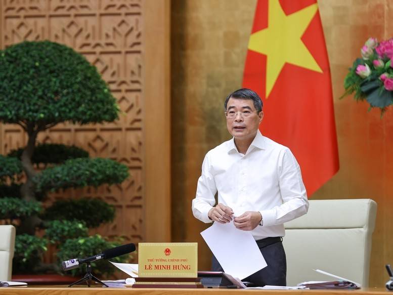 Thủ tướng Chính phủ Lê Minh Hưng nhấn mạnh yêu cầu khẩn trương bắt tay ngay vào công việc, xử lý hiệu quả các nhiệm vụ vừa cấp bách, vừa lâu dài (Ảnh: VGP/Nhật Bắc).