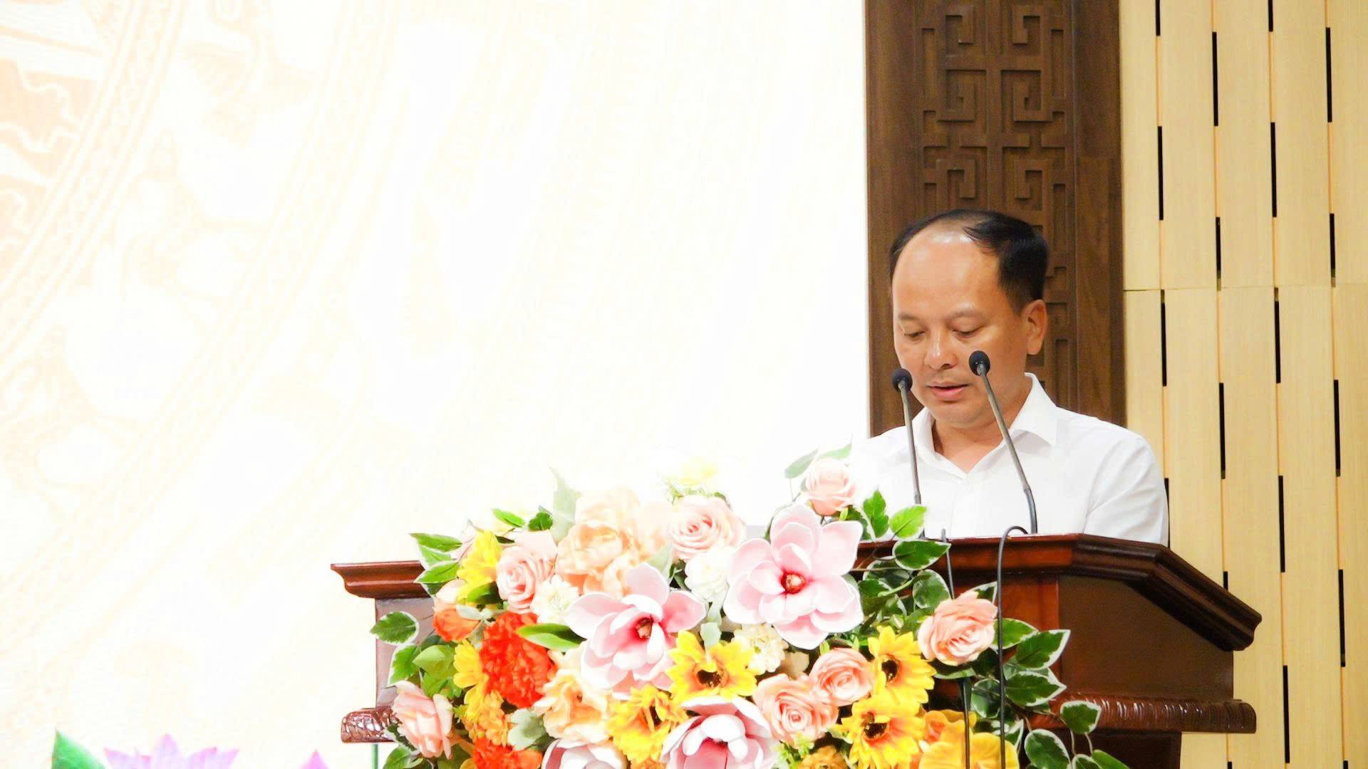 Lào Cai: Mậu A đẩy mạnh ứng dụng AI hỗ trợ hộ kinh doanh kê khai thuế số